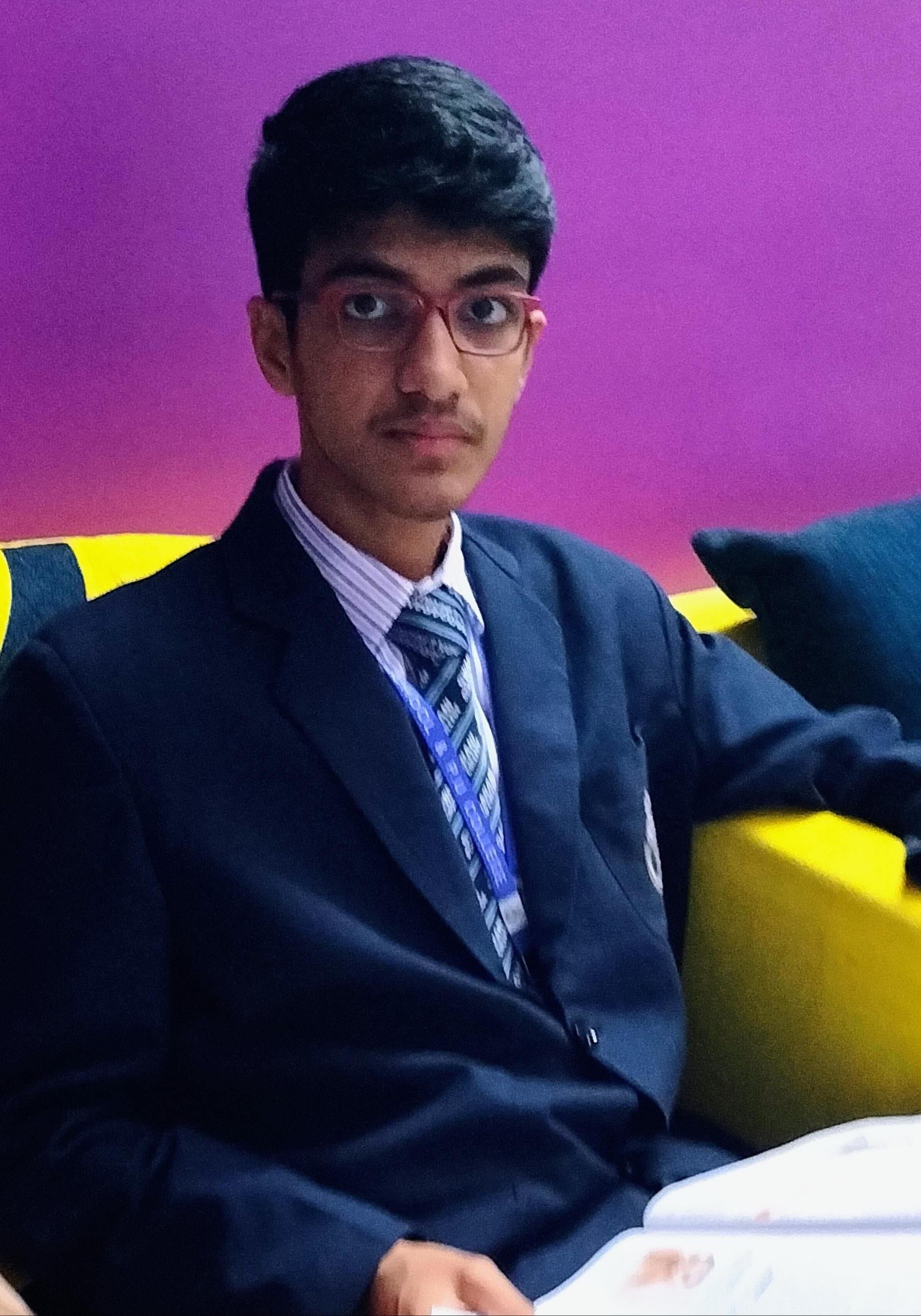 Mayur Pandith Achieves 96% in ICSE 10th Exams