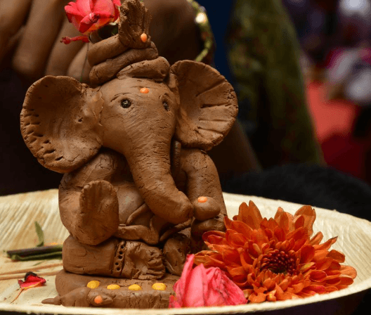 ಹಬ್ಬ ಹರಿದಿನ