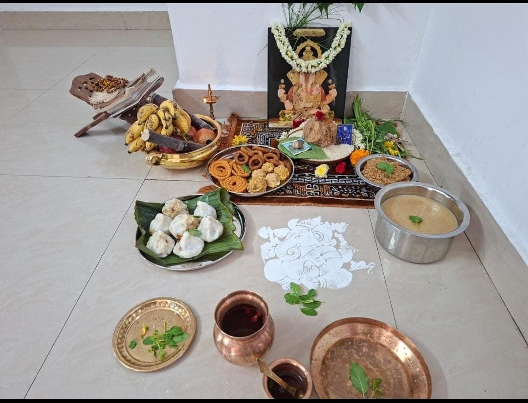ನಮ್ಮ ಮನೆಯಲ್ಲಿ ಸರಳವಾಗಿ , ಚೊಕ್ಕದಾಗಿ ಆಚರಿಸಿದ ಹಬ್ಬ